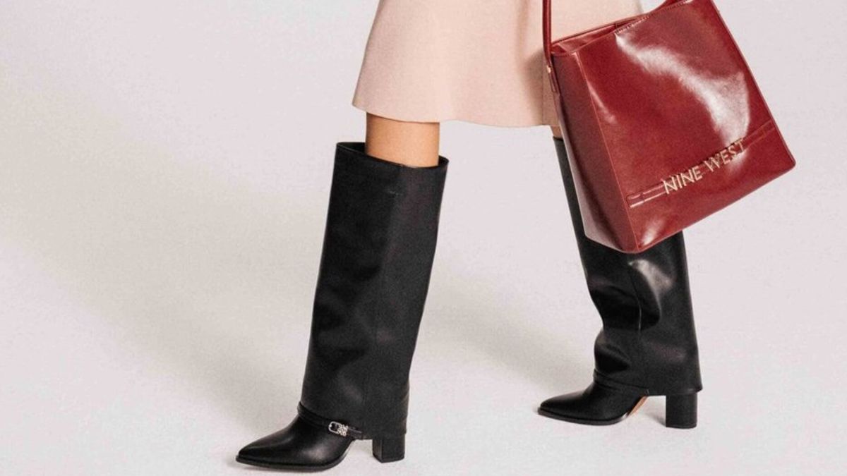 Dlaczego warto wybrać kozaki z szeroką cholewką?