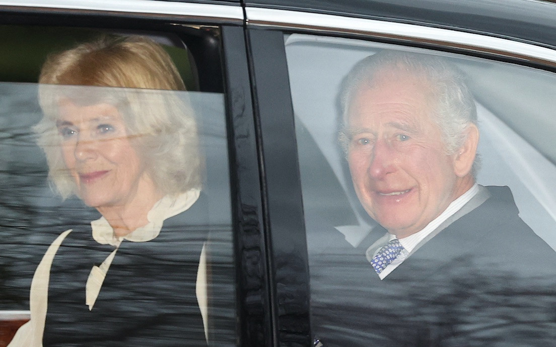Król Karoll III widziany po raz pierwszy od informacji o diagnozie