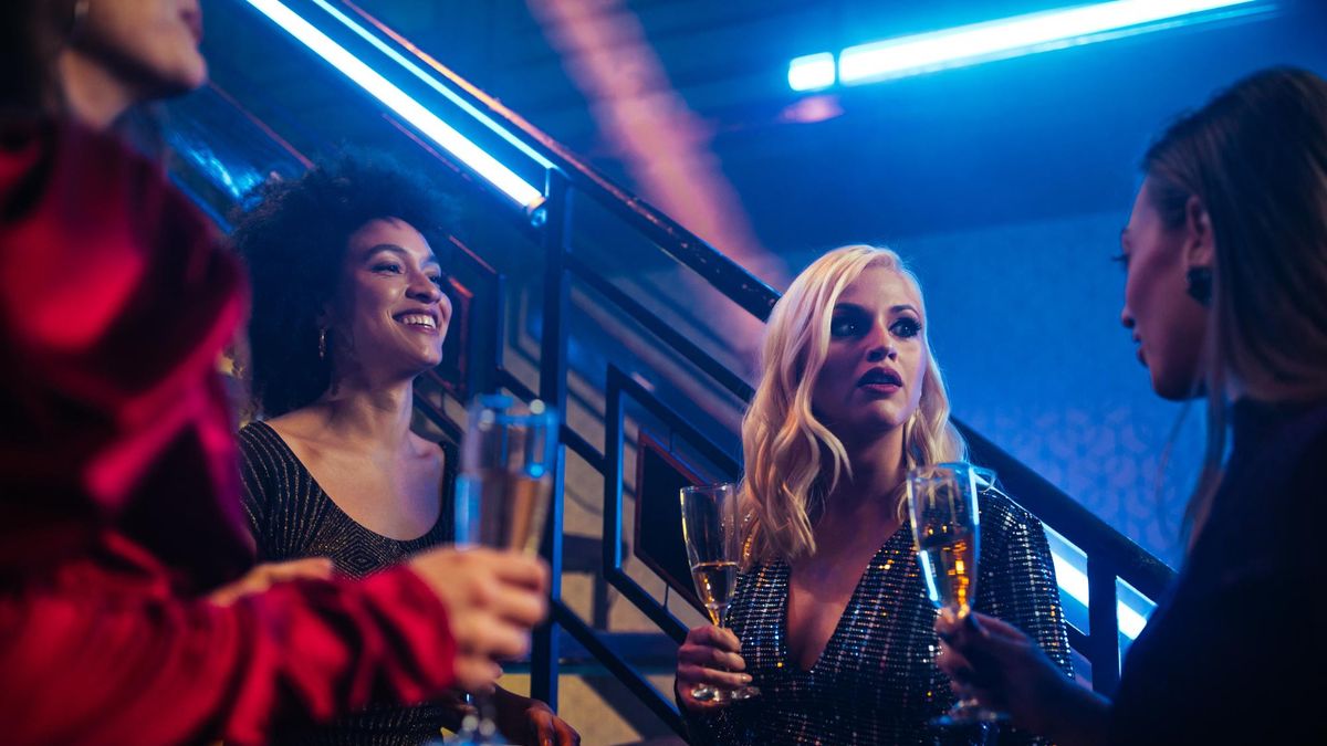 Dlaczego warto odwiedzić klub ze striptizem? 3 powody, które Cię zaskoczą