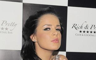 Tona makijażu jak u Kim Kardashian… (FOTO)