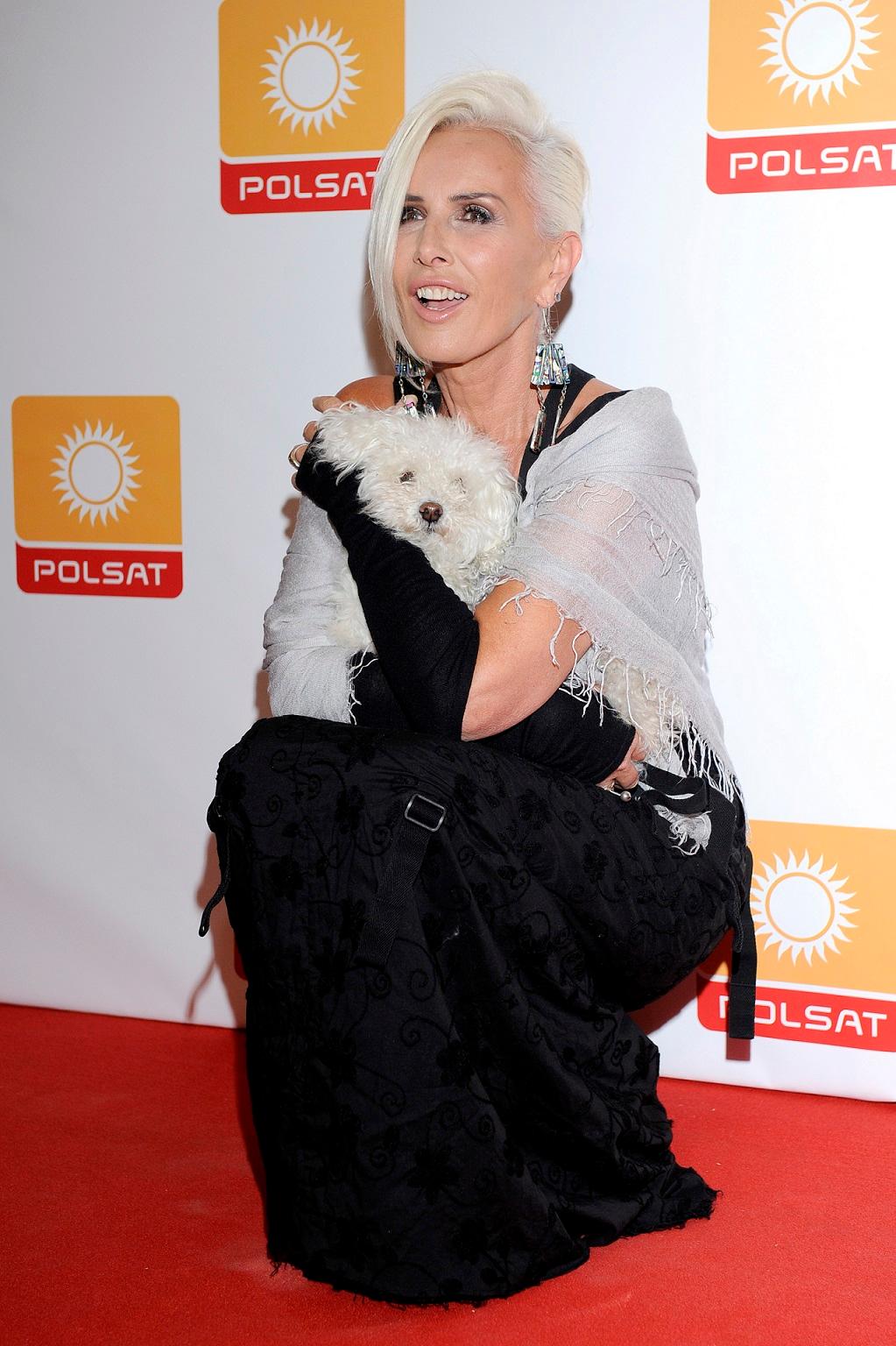 Wokalistka Kora ma ściance z ukochanym psem. 