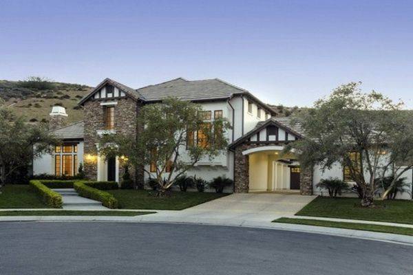 Katie Holmes kupiła dom w Los Angeles