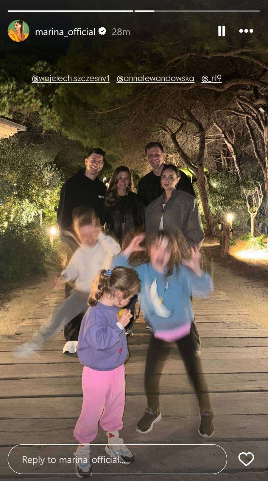 Lewandowscy i Szczęśni to teraz sąsiedzi. Zapozowali razem do zdjęcia