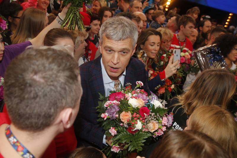 Tłum gwiazd wspiera WOŚP: Ostaszewska, Cleo, Żebrowski