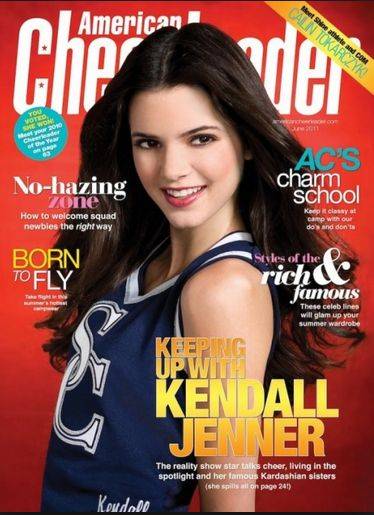 Okładki z siostrami Jenner