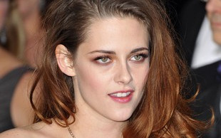 Kristen Stewart  – co się stało z jej nogą?