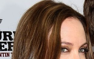 Angelina Jolie wyciągnęła rękę do ojca