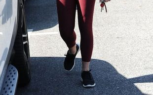 Chloe Moretz opalała się nago, tuż obok Brooklyna Beckhama?