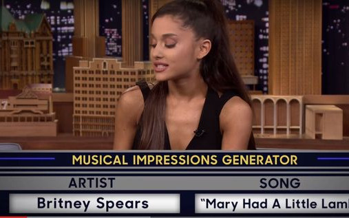 Hit! Ariana Grande naśladuje Spears, Aguilerę i Dion (VIDEO)