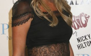 Paris i Nicky Hilton imprezują (FOTO)