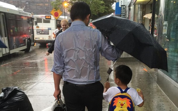 Dlaczego to zdjęcie wirusowo obiegło internet? (FOTO)