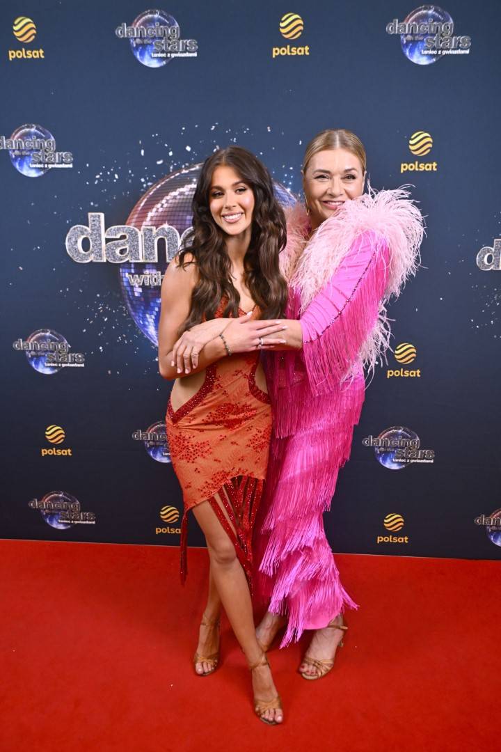 Finał “Tańca z Gwiazdami”: Zabrakło Kaźmierskiej i Hakiela! Karolina Gilon z chłopakiem, Bilguun z CIĘŻARNĄ partnerką!