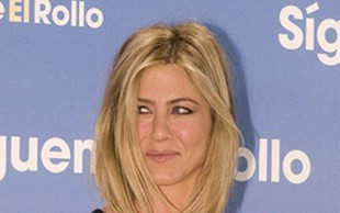 Chcecie usłyszeć, jak śpiewa Jennifer Aniston?