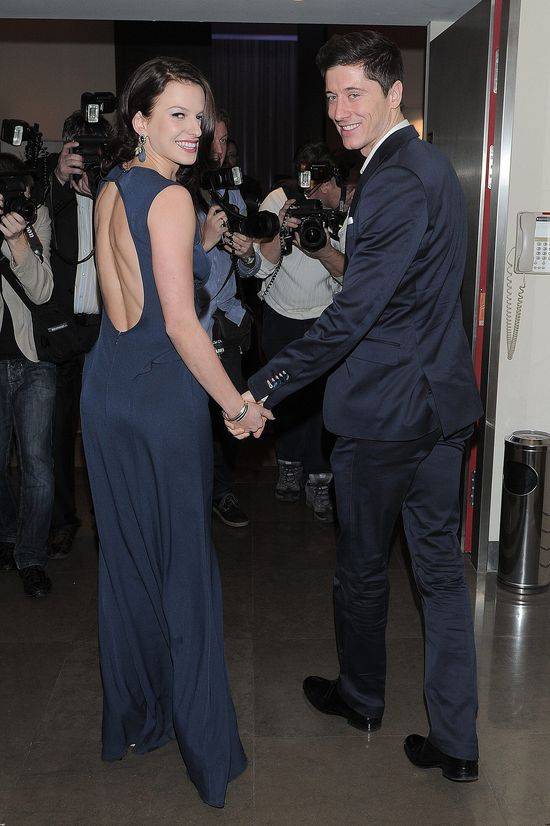 Nie zgadniesz, ile Anna Lewandowska ZAROBI na ciąży!