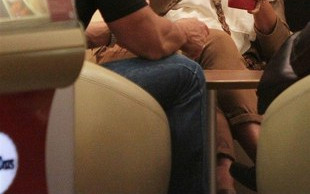 Katarzyna Skrzynecka ma apetyt na lody (FOTO)