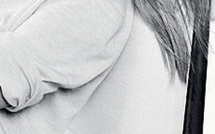 Jennifer Aniston w nowych reklamach Smart Water (FOTO)