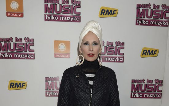 Stylizacje Kory z planu Must Be The Music