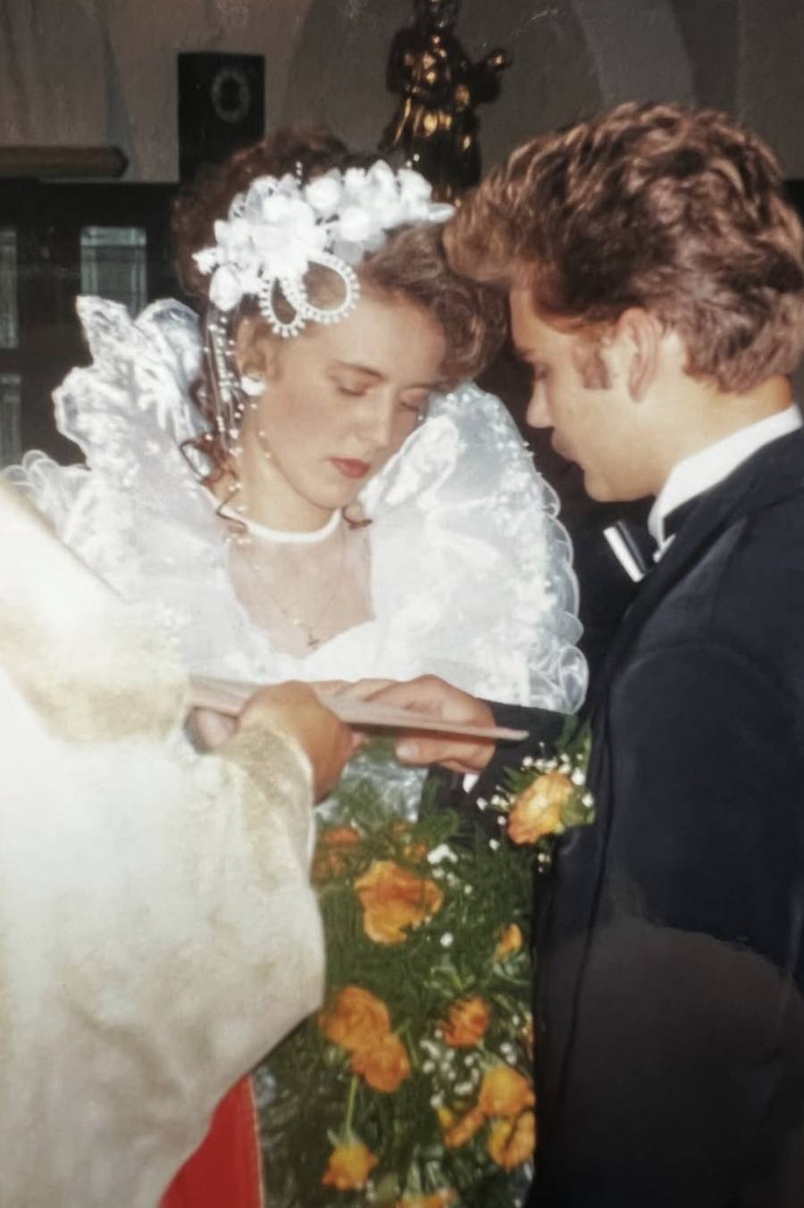 Agnieszka i Artur Kotońscy świętują 30. rocznicę ślubu! Na archiwalnych zdjęciach weselnych są nie do poznania (FOTO)