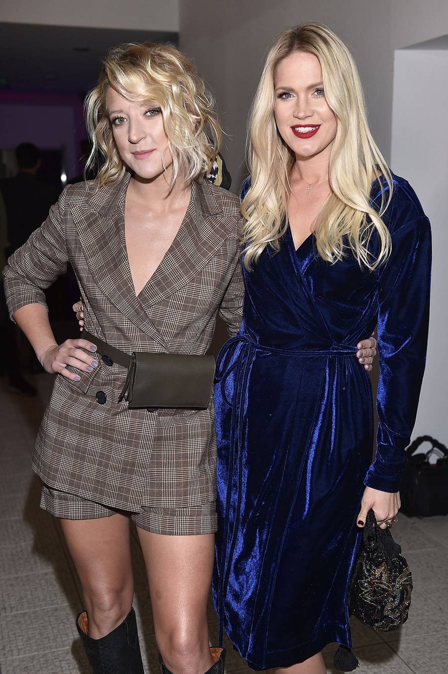 Sexy SZORTY Gessler i ucieszona Kurdej Szatan – pokaz duetu Thecadess