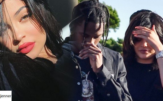 To PIERWSZE takie zdjęcie Kylie Jenner z jej chłopakiem Travisem Scottem