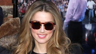 Amber Heard prezentuje: Sto procent kobiecości (FOTO)