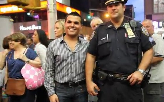 Ten chłopak pokazał, że i ty możesz zostać celebrytą [VIDEO]