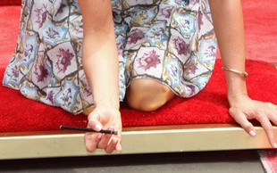 Jennifer Aniston płaci za ukochanego