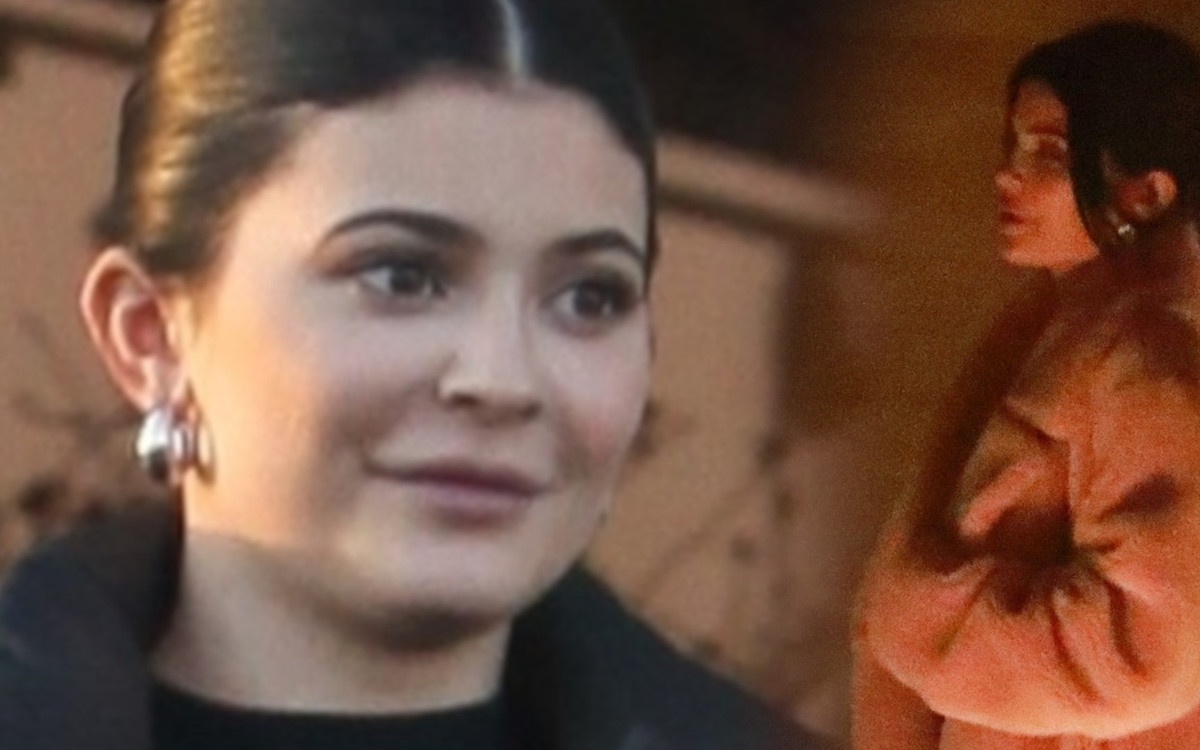 Kylie Jenner ukrywa ciążowy brzuszek pod wielkim płaszczem? (ZDJĘCIA)