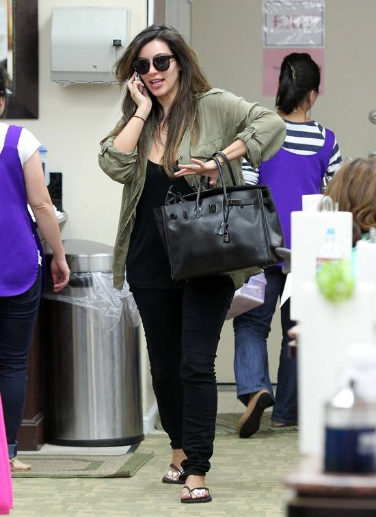 Kim Kardashian rozjaśniła końcówki włosów