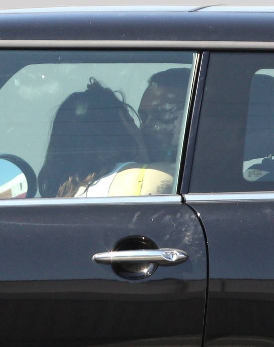 Kristen Stewart zdradza Roberta Pattinsona – zdjęcia