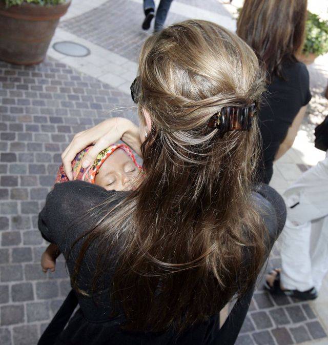 Angelina Jolie 11 lat temu, gdy zaadoptowała Zaharę