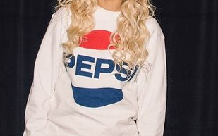 Mała dama Blue Ivy ma już cztery samochody (FOTO)