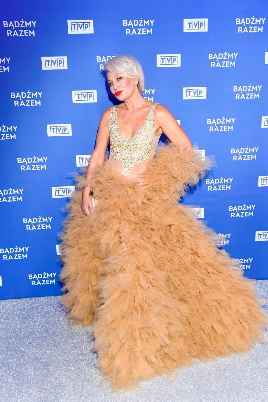 Ramówka TVP: seksowna Kaja Paschalska, nietypowa stylizacja Roksany Węgiel (ZDJĘCIA)