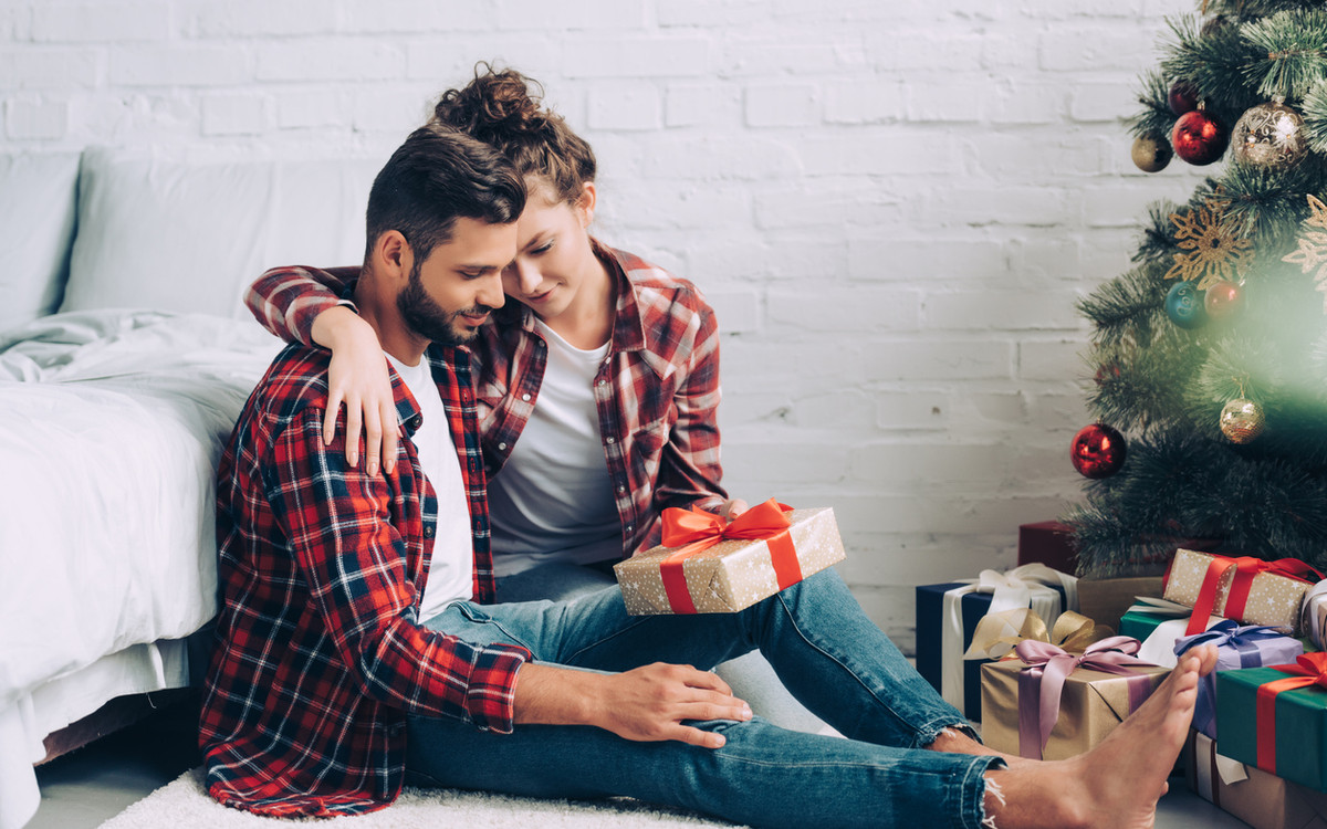 Świąteczny prezentownik dla niego. Eleganckie i praktyczne upominki