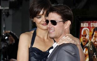 Tom Cruise całuje Katie Holmes