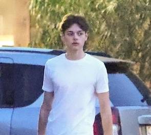 Colin Farrell z synem Henrym Tadeuszem na zakupach! Tak spędza czas z ojcem syn Alicji Bachledy-Curuś (FOTO)