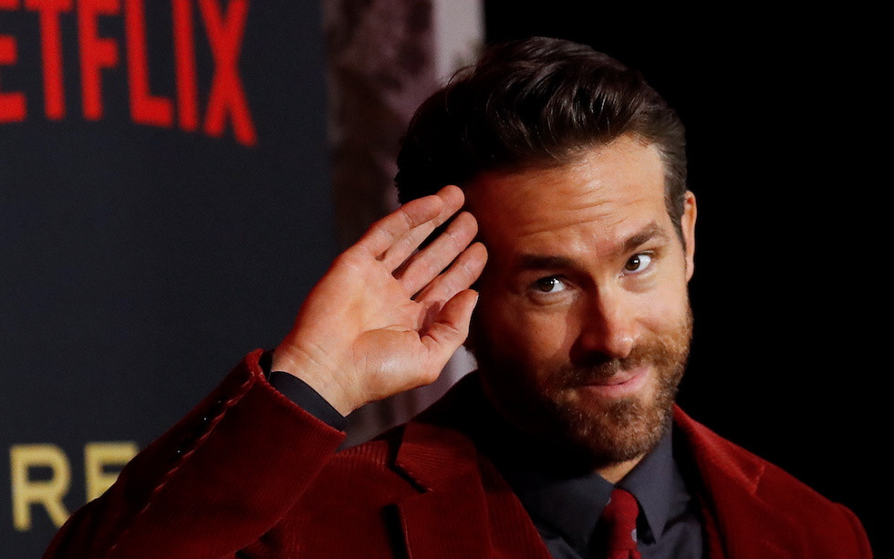 Ryan Reynolds przywraca swój ukochany serial z lat 80. Pamiętacie ALF’a?