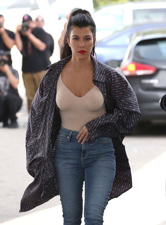 Dlaczego Justin Bieber wprowadził się w domu Kourtney Kardashian?