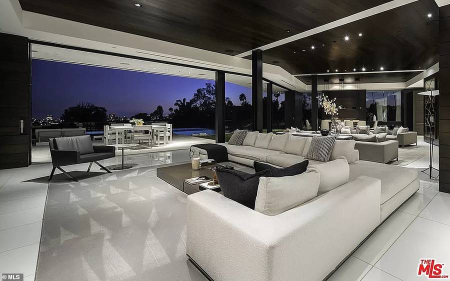 Beckhamowie WYNAJĘLI dla dzieci tę willę w Los Angeles. Miesięczny wynajem 25 tysięcy dolarów