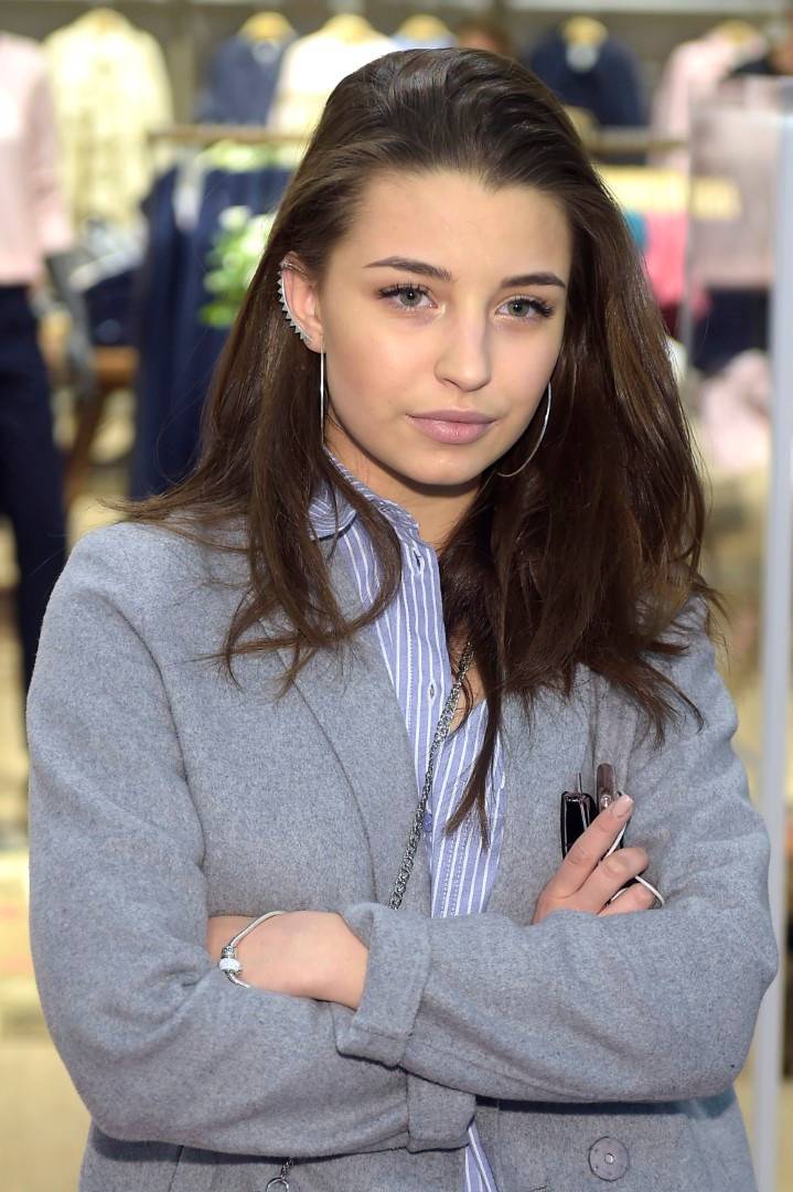 Julia Wieniawa kończy 26 lat! Tak wyglądała na początku kariery, czyli ponad dekadę temu