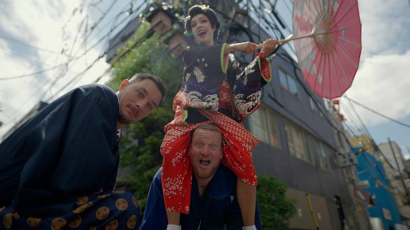 Nowy serial Amazona z Blanką Lipińską. Tak prezentuje się pisarka z ukochanym na pierwszych zdjęciach