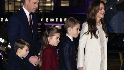 Księżna Kate w kremowym total looku kolęduje ze swoimi dzieciakami