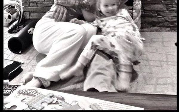 Pink – przykładna mama