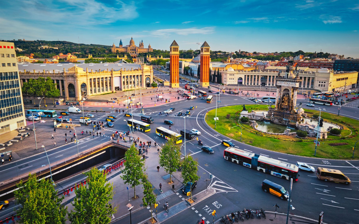 City break z klasą: Algarve, Barcelona, Sewilla – gdzie jeszcze spędzić luksusowy weekend zimą?