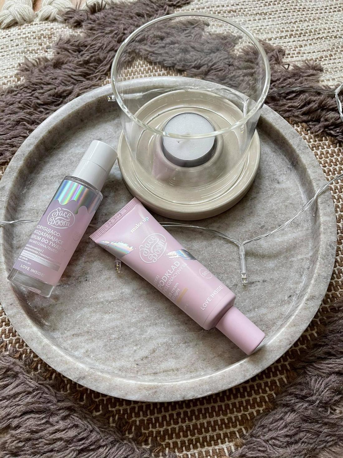 Rozświetlające serum.