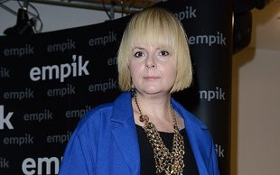 Karolina Korwin-Piotrowska zamiast strzelać, pisze książkę