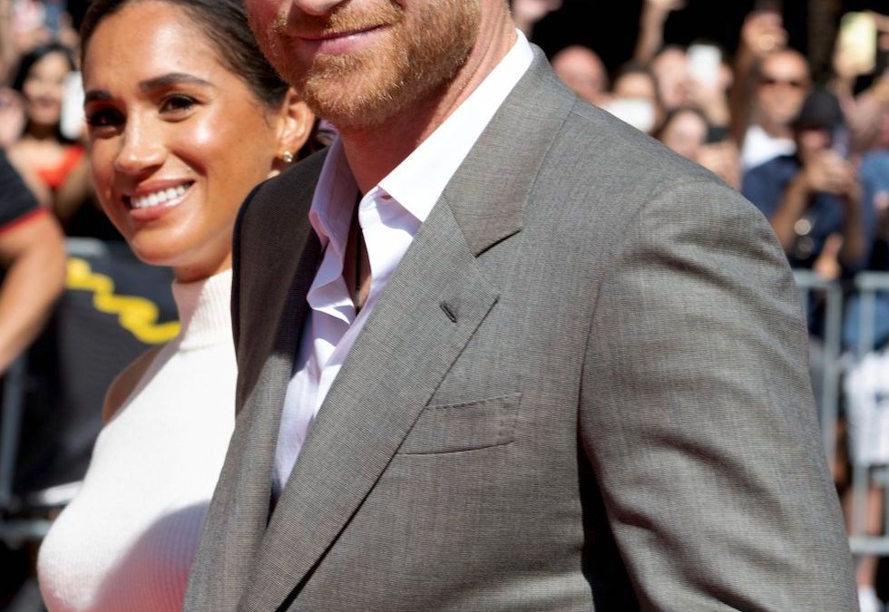 VP 7389860, GERMANY, DUESSELDORF, 06.09.2022, Prince Harry ( Prince Henry Charles Albert David ) , Duke of Sussex , and his wife Meghan , in Duesseldorf , 06.09.2022,Image: 722878751, License: Rights-managed, Restrictions: , Model Release: no, Credit line: Rainer Unkel / / Vario Images / Forum