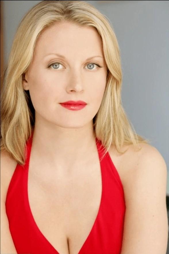 Carrie Anne Fleming/ X