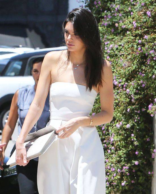 Kendall Jenner piękna bez pomocy glam squadu?