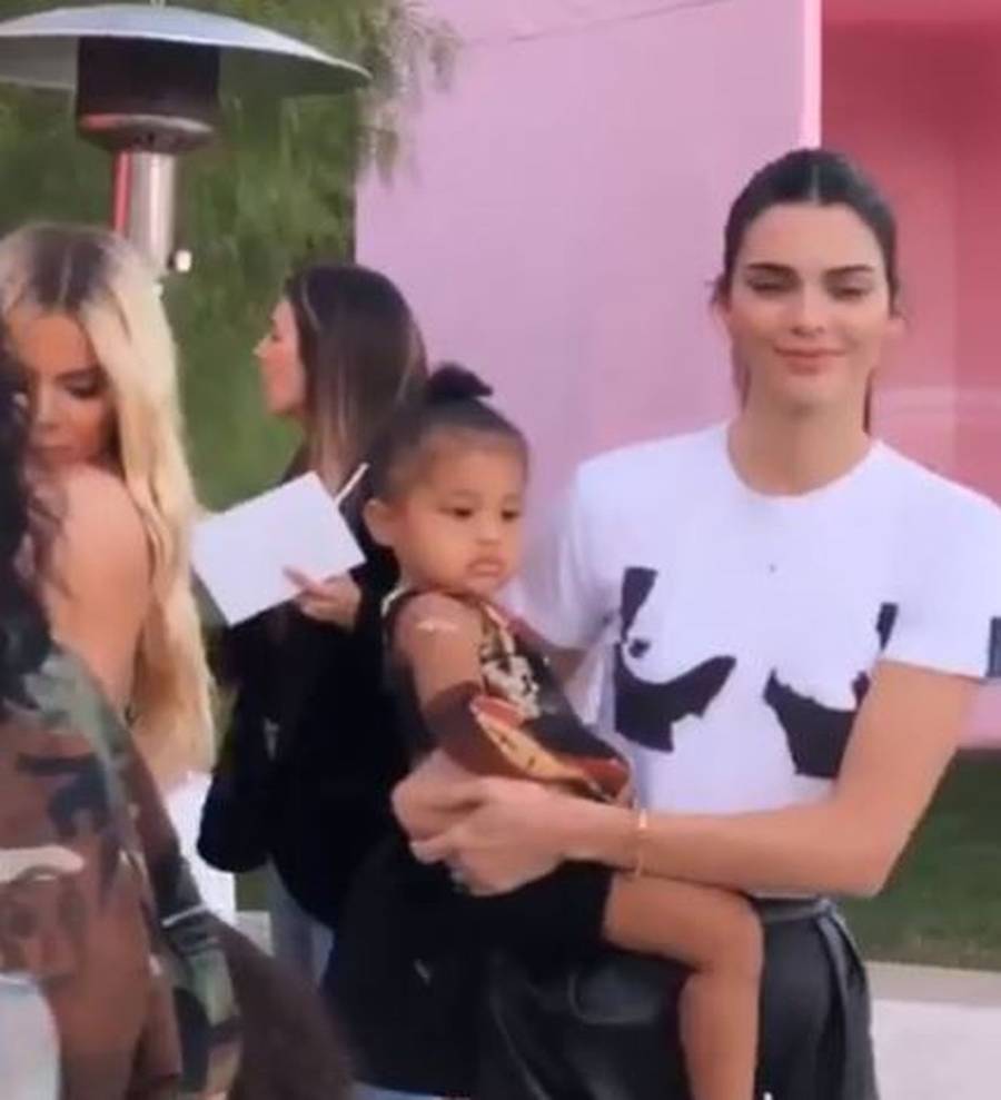 WOW! Tak wyglądały 35. urodziny Khloe Kardashian